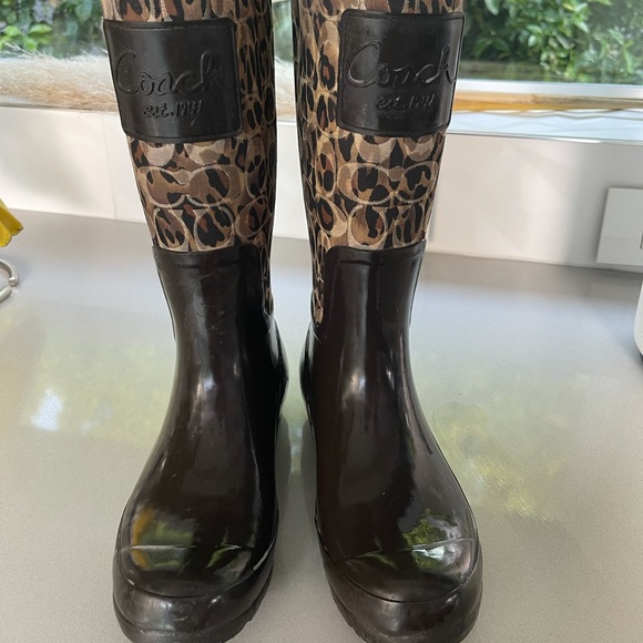 Coach rain boots size 7